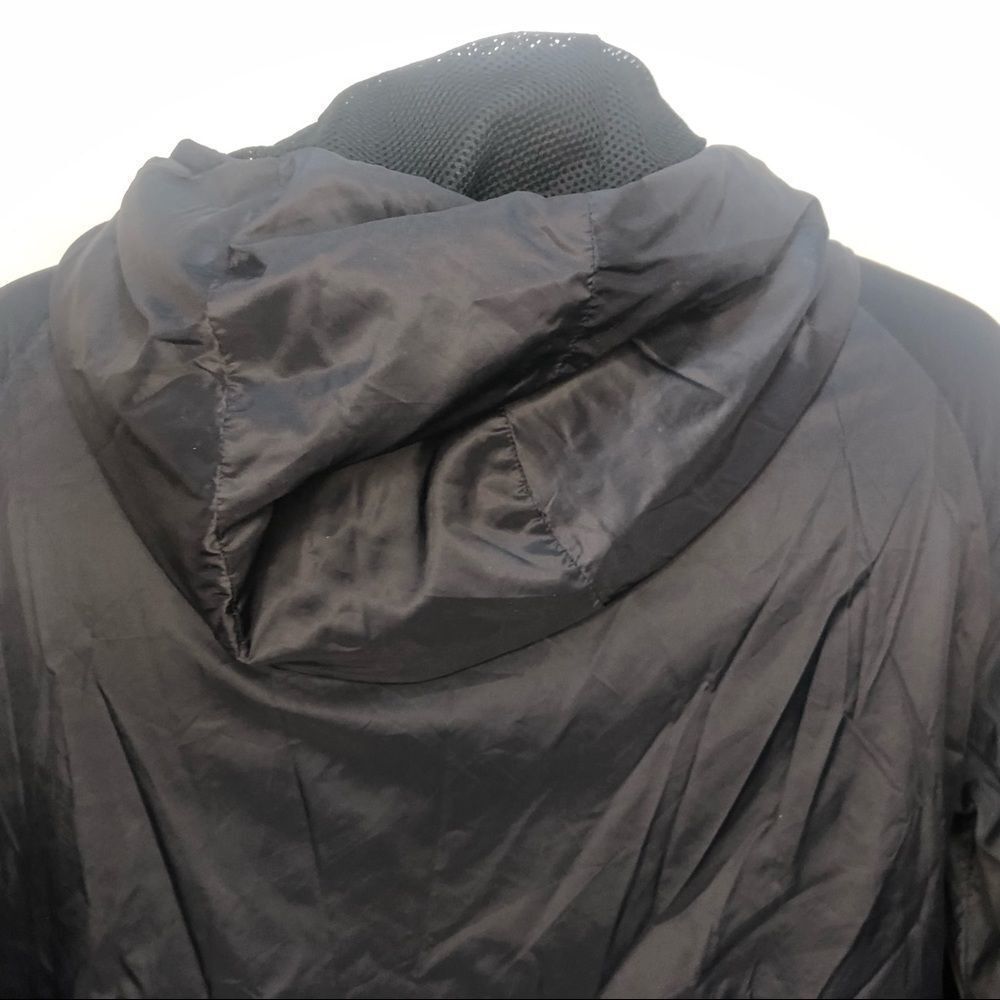 Bench Lightweight Hooded Windbreaker Jacket Size Medium - Picture 6 of 10